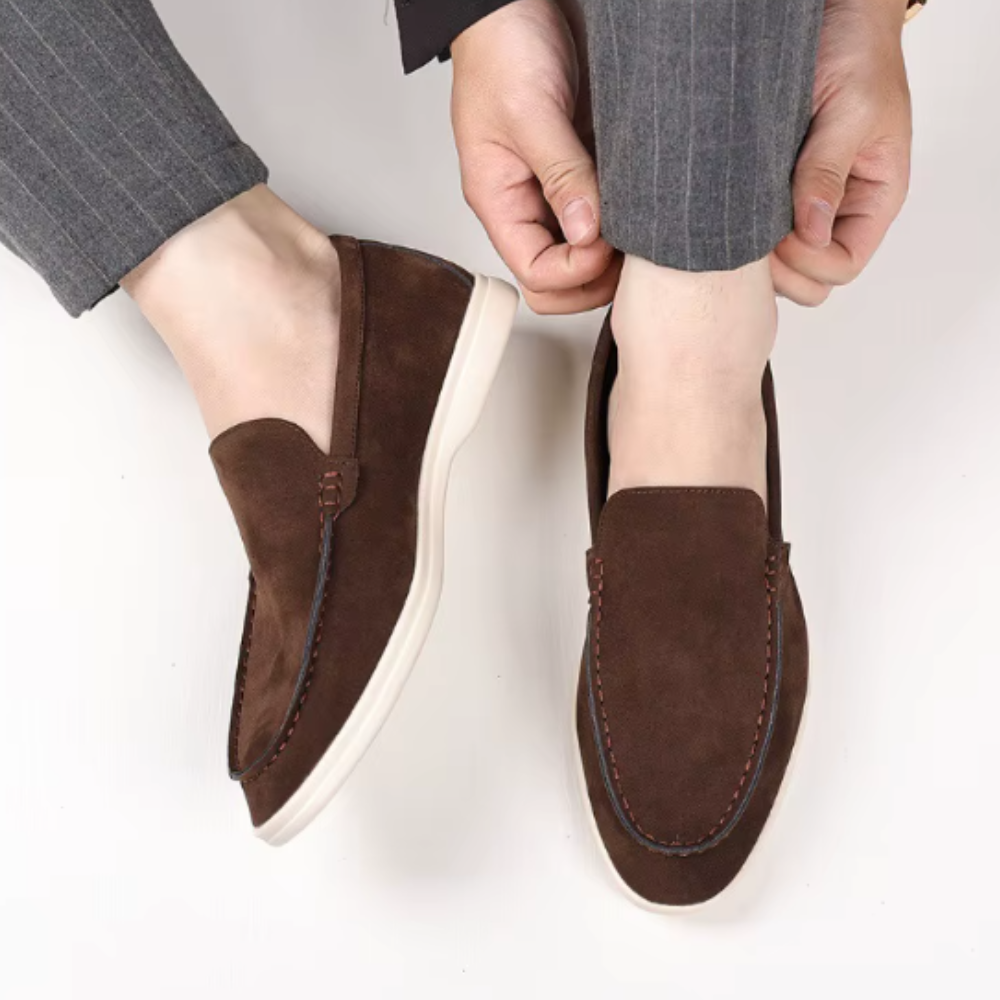 Klassische Wildleder Slipper