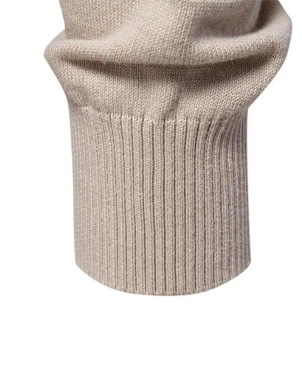 Herrenpullover mit Karodesign