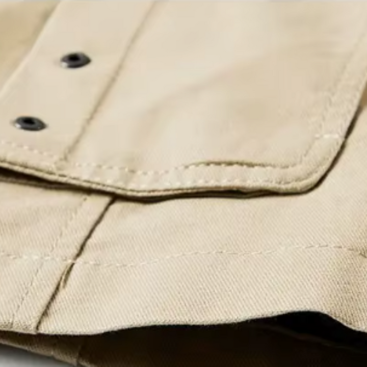 Elegante Jacke mit mehreren Taschen