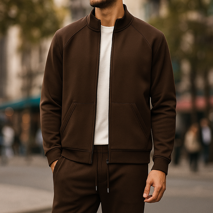 Eleganter maßgeschneiderter Trainingsanzug