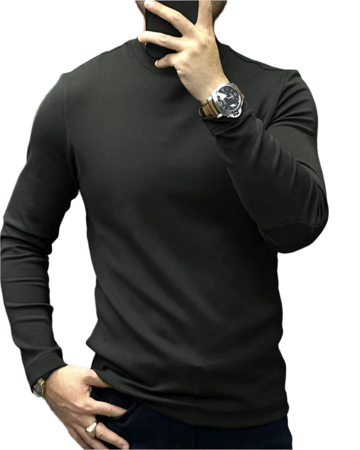 Klassischer Pullover