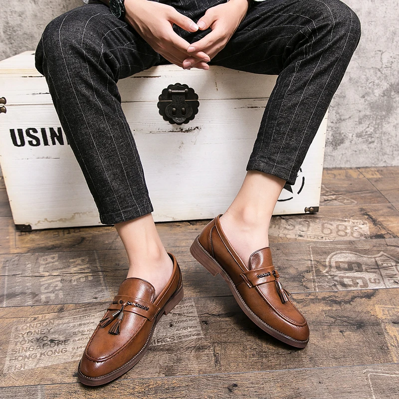 Leder Loafers mit Quasten