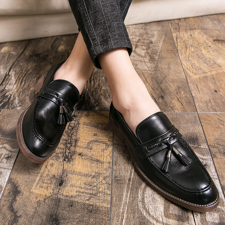 Leder Loafers mit Quasten