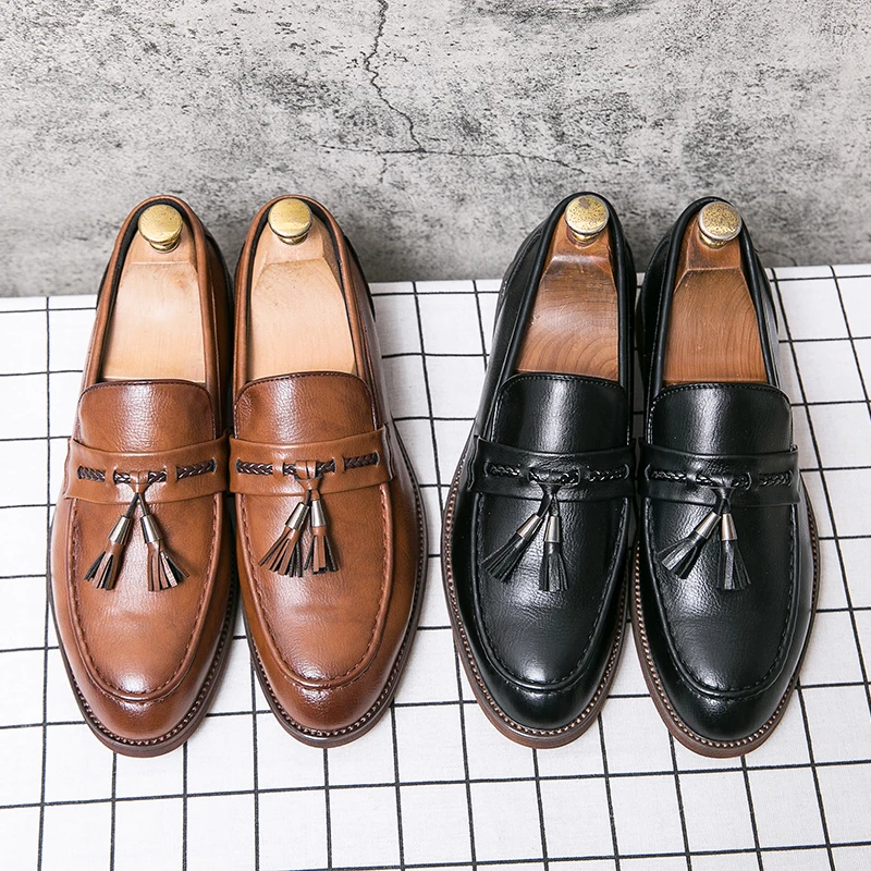 Leder Loafers mit Quasten