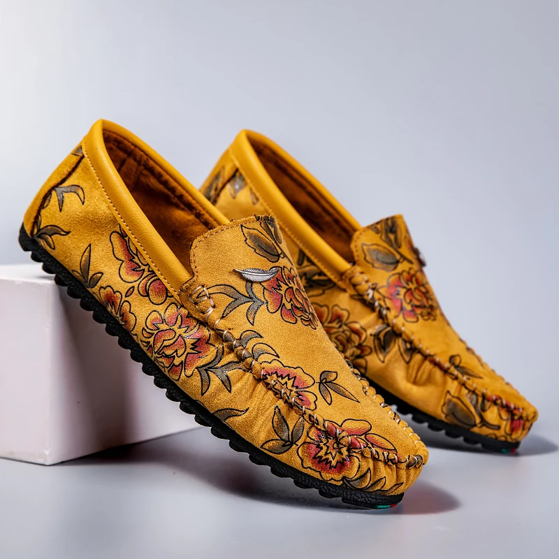 Leder Loafers mit Blumen