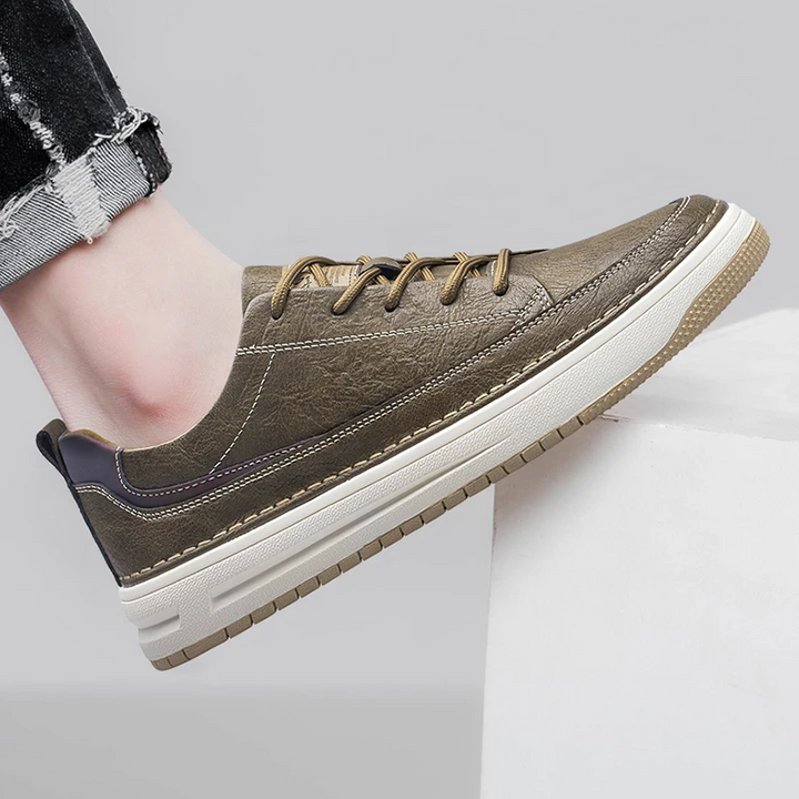 Klassische Leder Sneakers