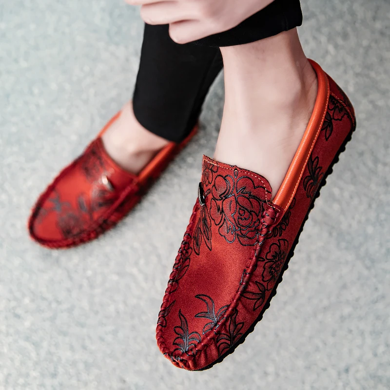 Leder Loafers mit Blumen