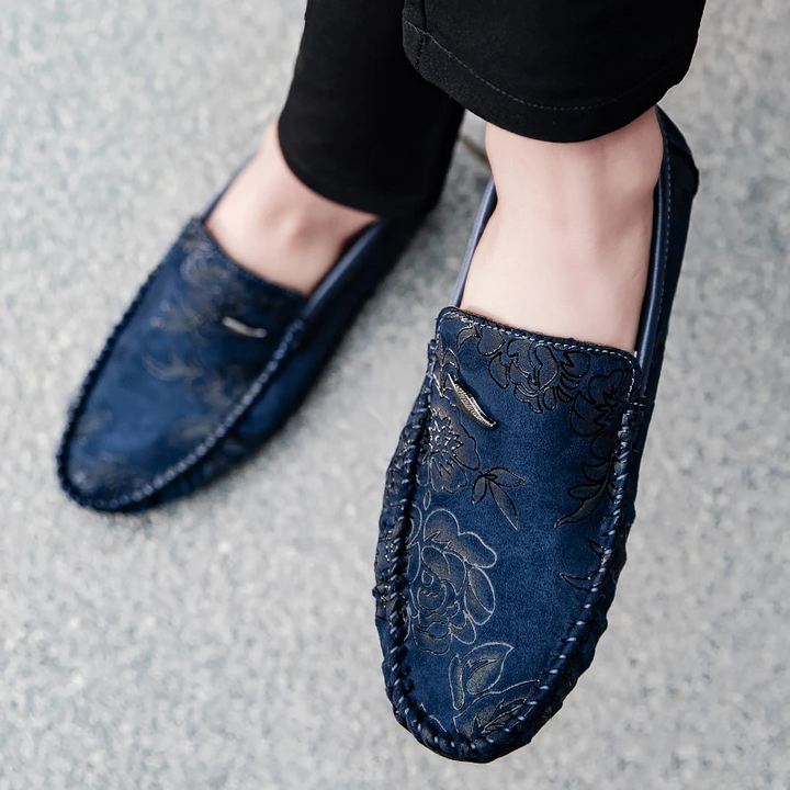 Leder Loafers mit Blumen