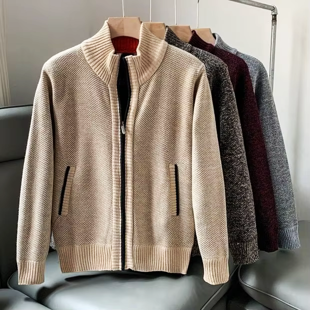 Premium Strickjacke