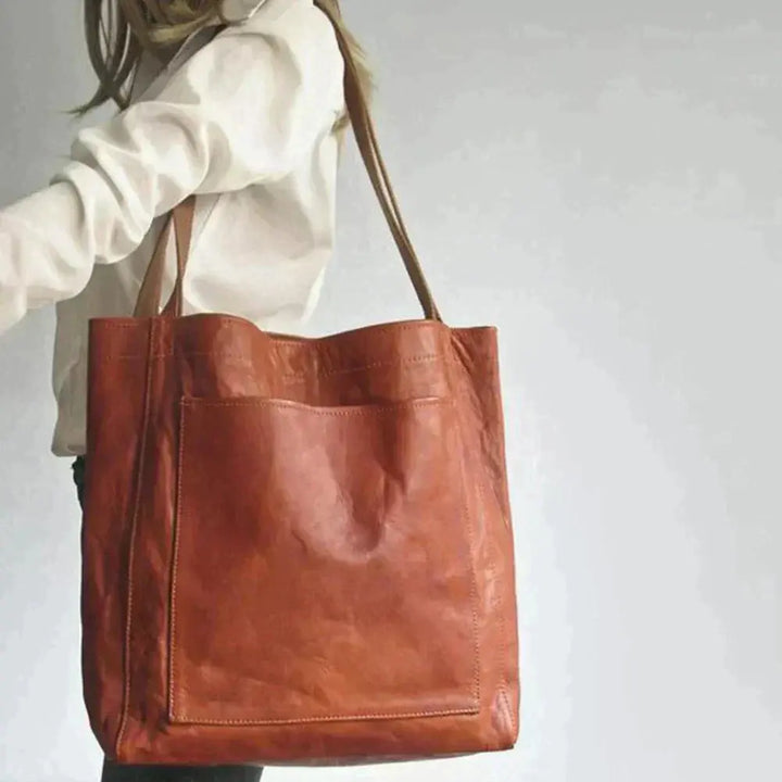 Lorena’s Modern Chic | Stylische Lederhandtasche