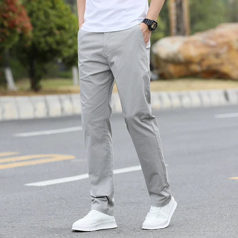 Atmungsaktive Herren-Chino