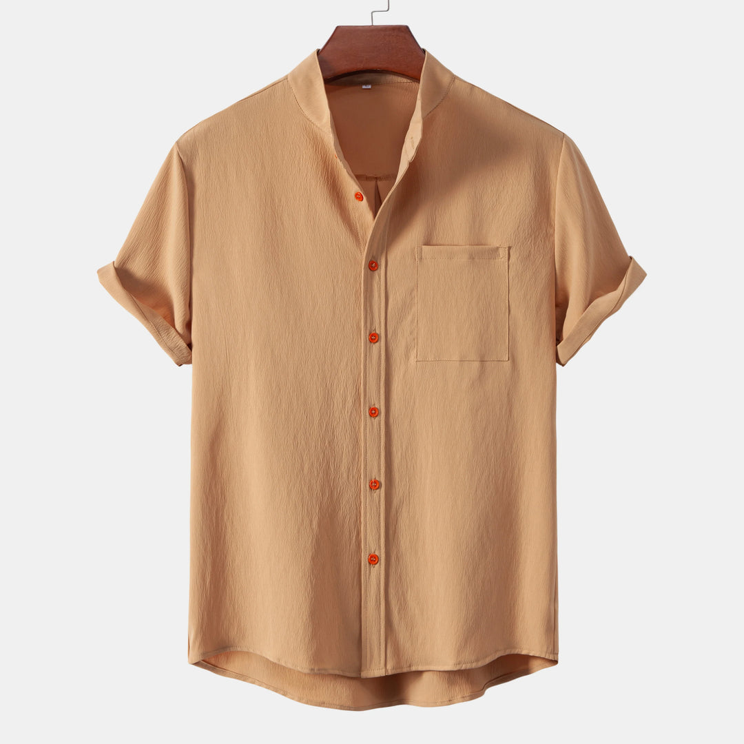 Elegantes atmungsaktives Sommerhemd