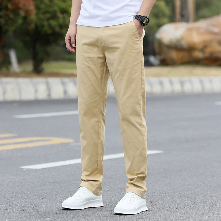 Atmungsaktive Herren-Chino