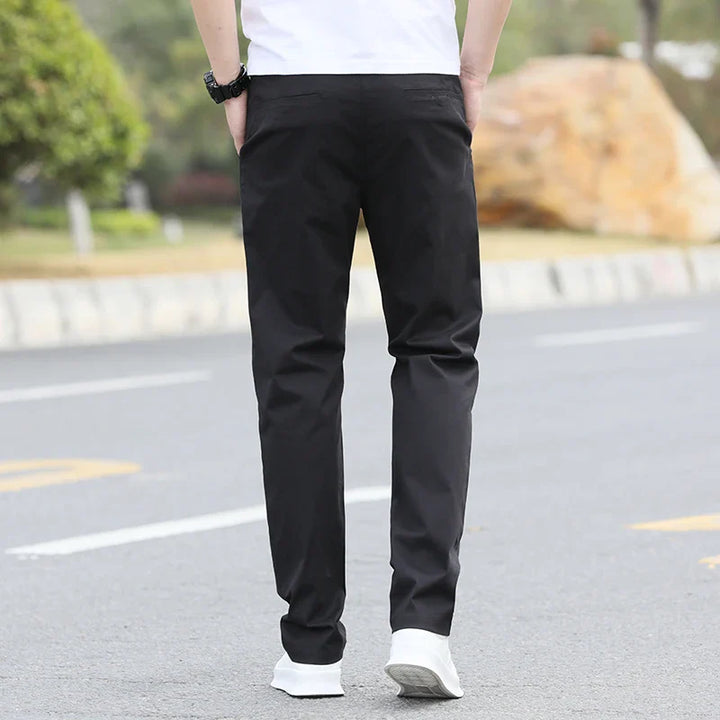 Atmungsaktive Herren-Chino