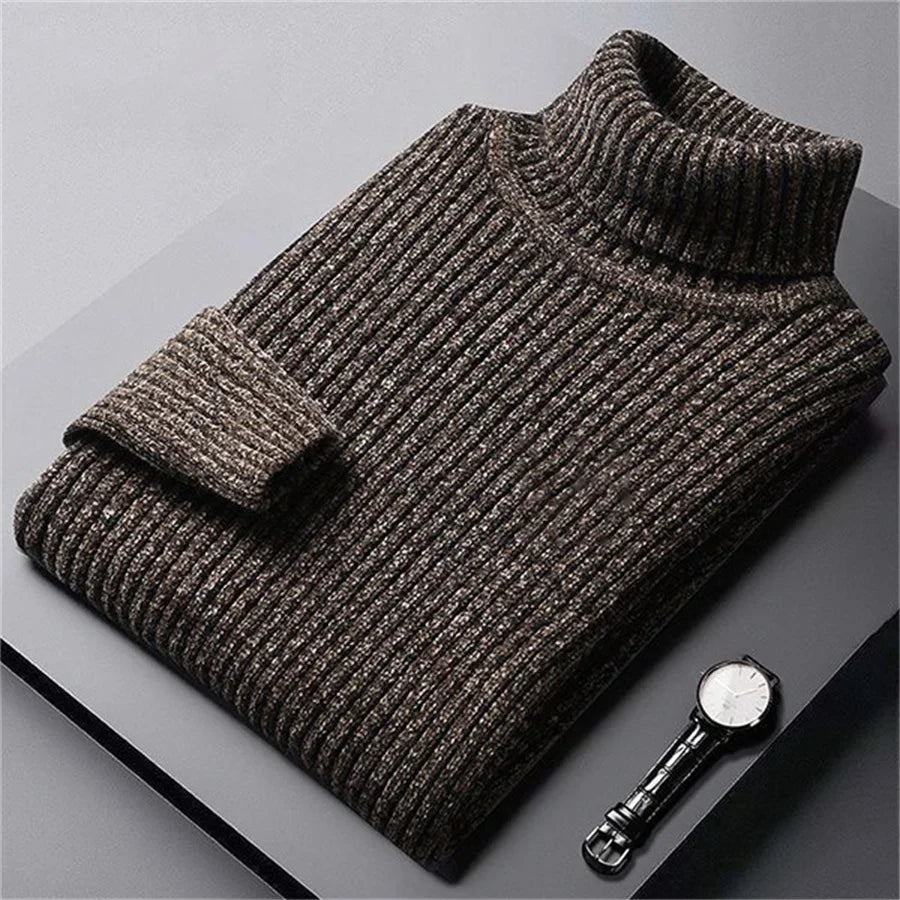 Eleganter gestrickter Rollkragenpullover