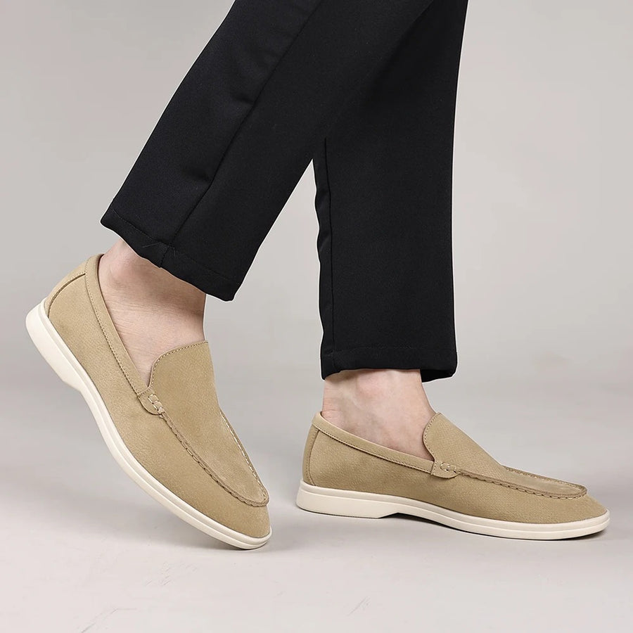 Klassische Wildleder Slipper