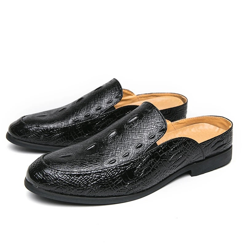 Elegante, schicke Schuhe mit Krokodilprägung