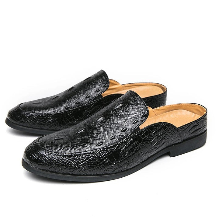 Elegante, schicke Schuhe mit Krokodilprägung