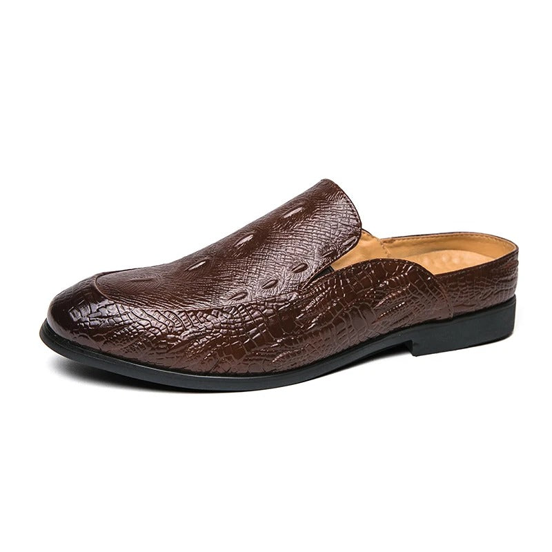 Elegante, schicke Schuhe mit Krokodilprägung